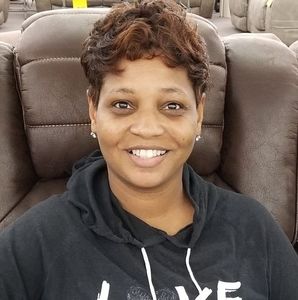 Meet your Posher, Kim